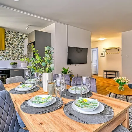 Pod Ratuszem, Sun & Snow Lejlighed Jelenia Góra